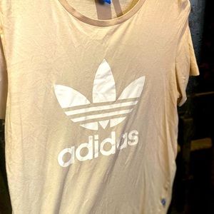 Adidas tee